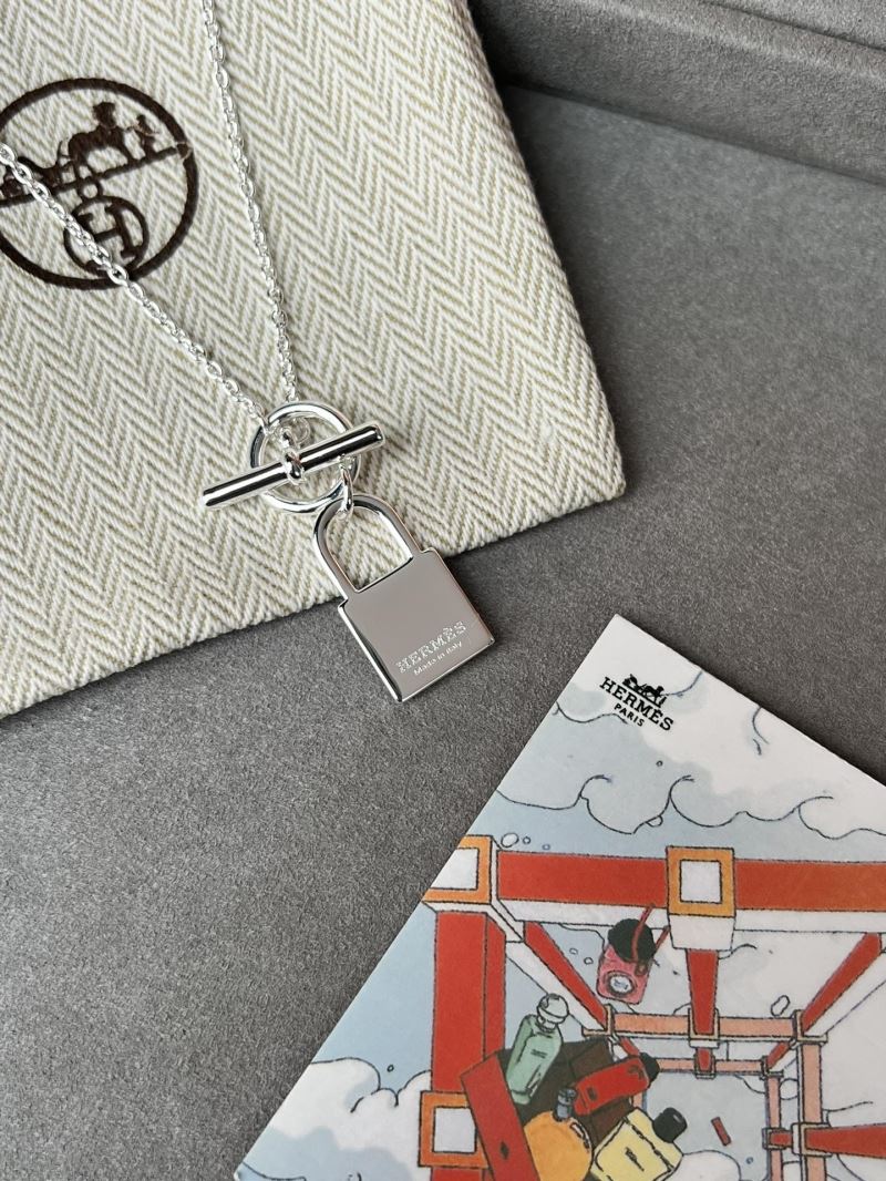 Hermes Necklaces